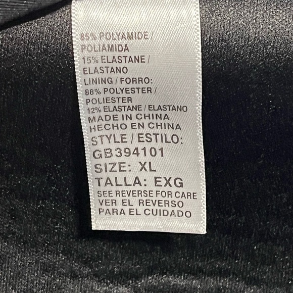 Gianni Bini High Waisted Bandeau Top Bikini Set Reversible Bottoms Maroon EUC - Picture 9 of 12